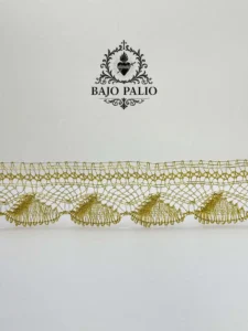encaje-de-concha-dorado-5CM-bajo-palio