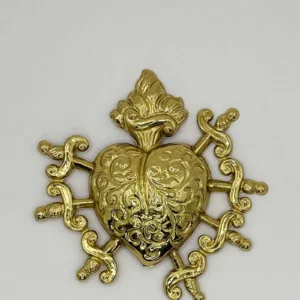 corazon-puñales-orfebreria-dorado-100mm-bajo-palio-02